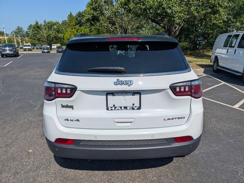 Used 2025 Jeep Compass Limited AWD/4WD image 7