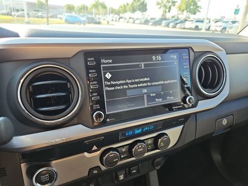 Used 2023 Toyota Tacoma SR5 RWD image 13