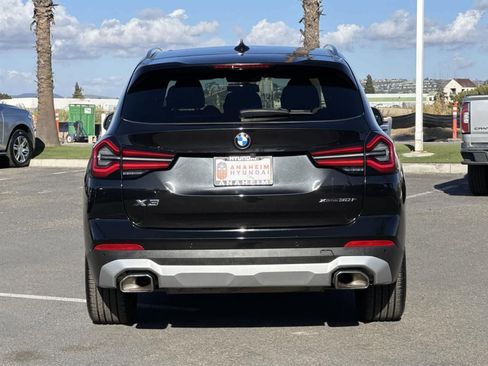 Used 2024 BMW X3 xDrive30i image 4