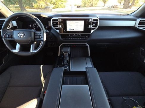 Used 2025 Toyota Sequoia SR5 image 11