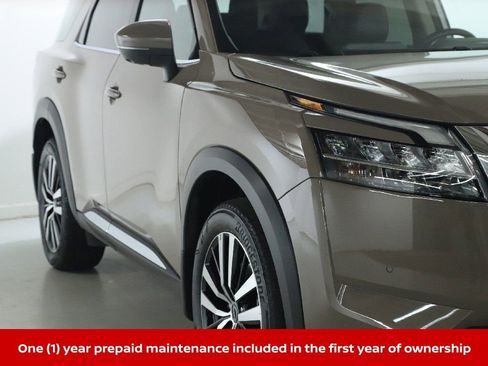 Certified 2024 Nissan Pathfinder Platinum w/ Cargo Package image 11