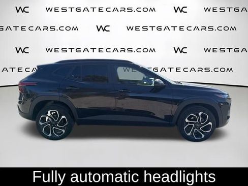 Used 2025 Chevrolet Trax RS image 5