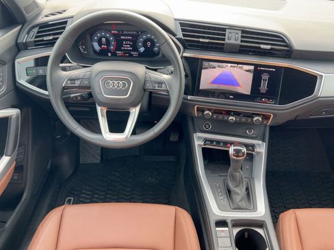 Certified 2025 Audi Q3 2.0T Premium w/ Convenience Package image 25