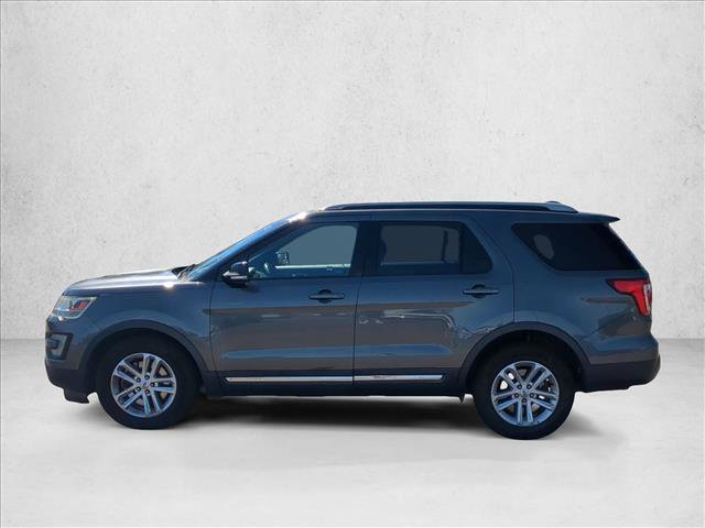 Used 2017 Ford Explorer XLT FWD image 9