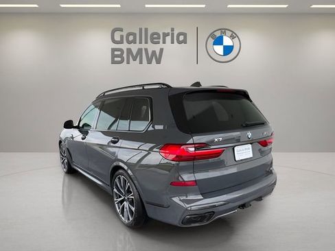 Used 2021 BMW X7 M50i w/ Dynamic Handling Package image 10