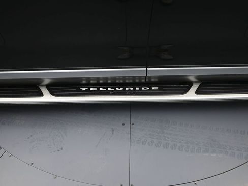Used 2020 Kia Telluride SX w/ SX Prestige Package AWD/4WD image 14