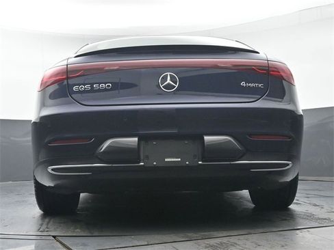 Used 2022 Mercedes-Benz EQS 580 4MATIC Sedan image 35