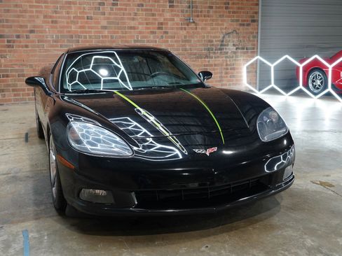Used 2008 Chevrolet Corvette Coupe w/ Preferred Equipment Group image 4