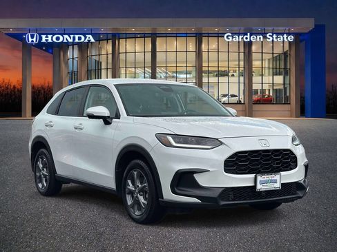 Used 2026 Honda HR-V LX image 2