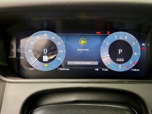 Used 2025 Land Rover Range Rover Velar Dynamic SE AWD/4WD image 15