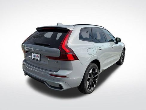 New 2026 Volvo XC60 B5 Plus w/ Protection Package Premier image 9