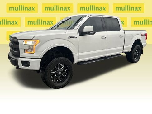 Used 2015 Ford F150 Lariat w/ Equipment Group 502A Luxury image 14