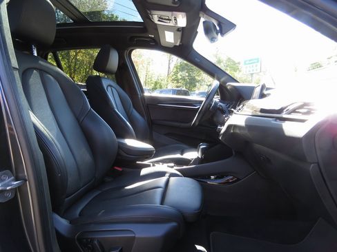 Used 2018 BMW X1 xDrive28i image 14