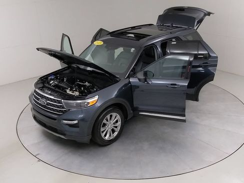 Certified 2023 Ford Explorer XLT w/ Equipment Group 202A AWD/4WD image 59