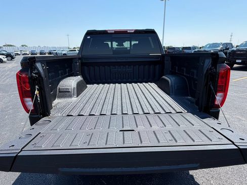 New 2026 GMC Sierra 1500 Elevation w/ Preferred Package AWD/4WD image 8