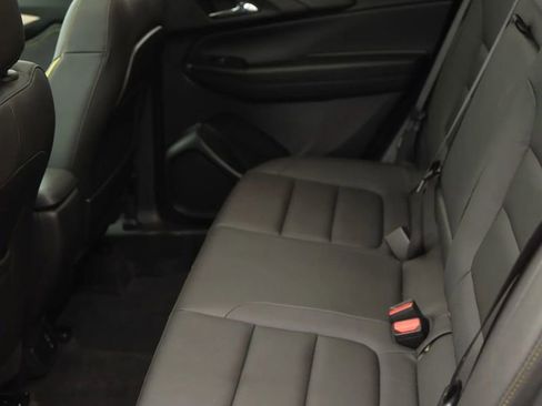 Used 2024 Chevrolet TrailBlazer ACTIV w/ Convenience Package AWD/4WD image 35