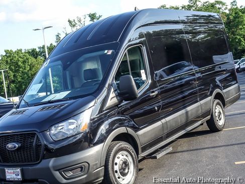 Used 2023 Ford Transit 250 148 High Roof Extended w/ Load Area Protection Package RWD image 4