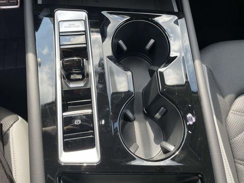 New 2026 Volkswagen Atlas Peak Edition AWD/4WD image 24