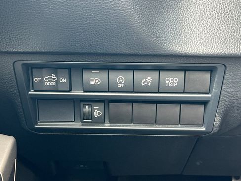 Used 2024 Toyota Tundra SR5 image 31