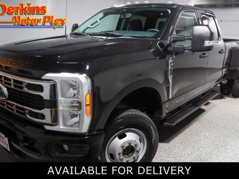 Used 2023 Ford F350 XLT AWD/4WD image 1