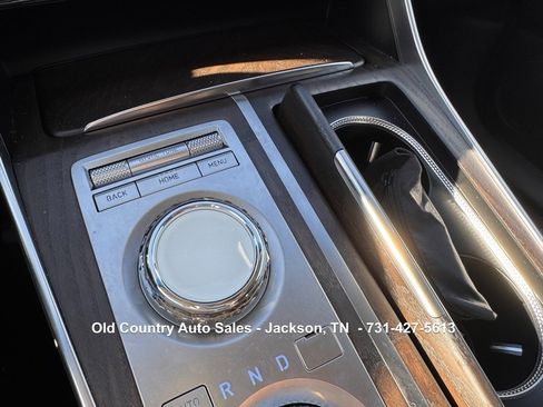 Used 2024 Genesis GV80 3.5T Advanced AWD/4WD image 43