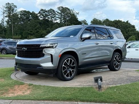 Used 2024 Chevrolet Tahoe RST w/ Luxury Package RWD image 17