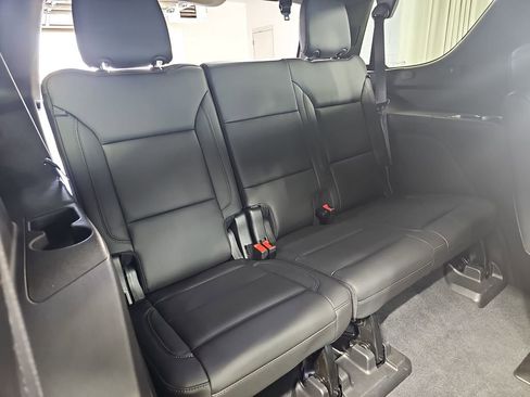 Used 2021 Chevrolet Tahoe LT w/ LT Signature Package image 15