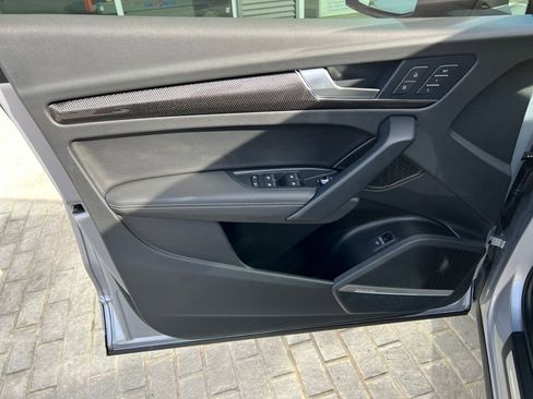 Used 2024 Audi SQ5 Premium Plus w/ Premium Plus Package image 10