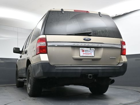 Used 2017 Ford Expedition XL image 23