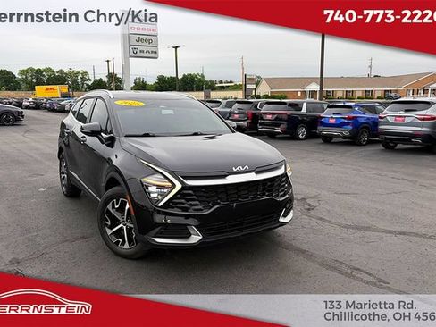 Used 2025 Kia Sportage EX AWD/4WD image 1