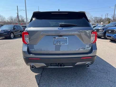 Certified 2023 Ford Explorer XLT w/ Equipment Group 202A AWD/4WD image 5