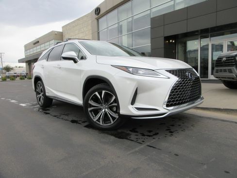 Used 2021 Lexus RX 450hL AWD w/ Premium Package image 13