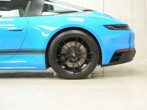 Certified 2023 Porsche 911 Targa 4 GTS AWD/4WD image 43