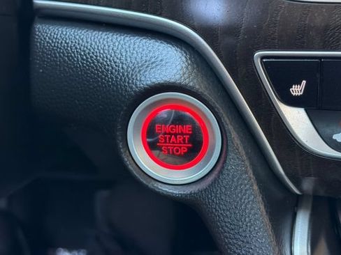 Certified 2018 Honda Accord EX image 26