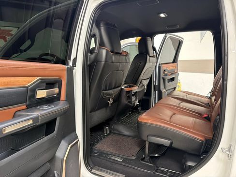 Used 2022 RAM 3500 Limited AWD/4WD image 34