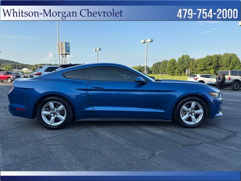 Used 2017 Ford Mustang Coupe RWD image 5