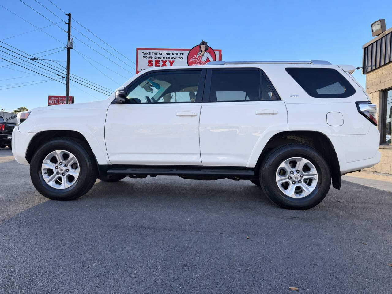 Used 2016 Toyota 4Runner SR5 Premium RWD image 3