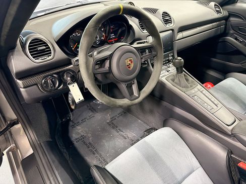Used 2025 Porsche 718 Cayman GT4 RS w/ Chrono Package RWD image 12