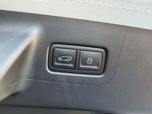 Certified 2025 Hyundai Santa Fe SEL image 31