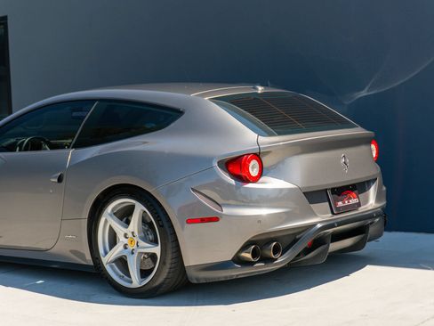 Used 2012 Ferrari FF AWD/4WD image 22