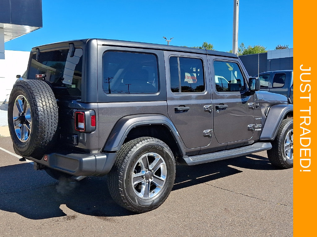 Used 2022 Jeep Wrangler Unlimited Sahara w/ Cold Weather Group AWD/4WD image 6