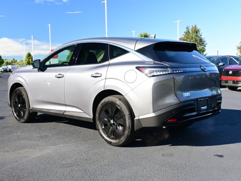 New 2026 Nissan Murano SV AWD/4WD image 10