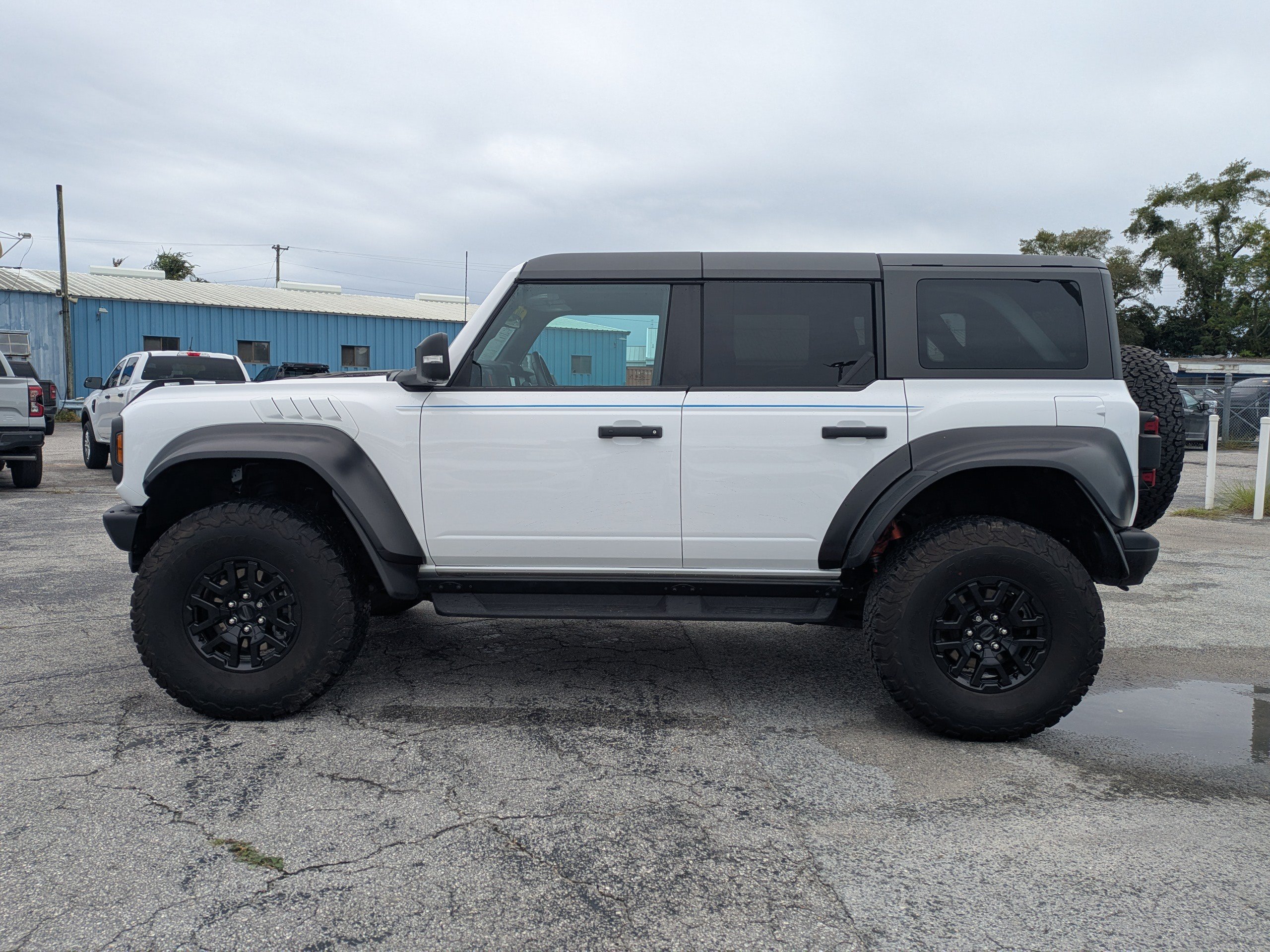 Used 2023 Ford Bronco Raptor AWD/4WD image 7