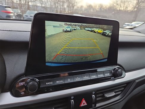 Used 2020 Kia Forte LXS image 18