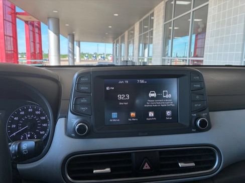 Used 2021 Hyundai Kona SE AWD/4WD image 27