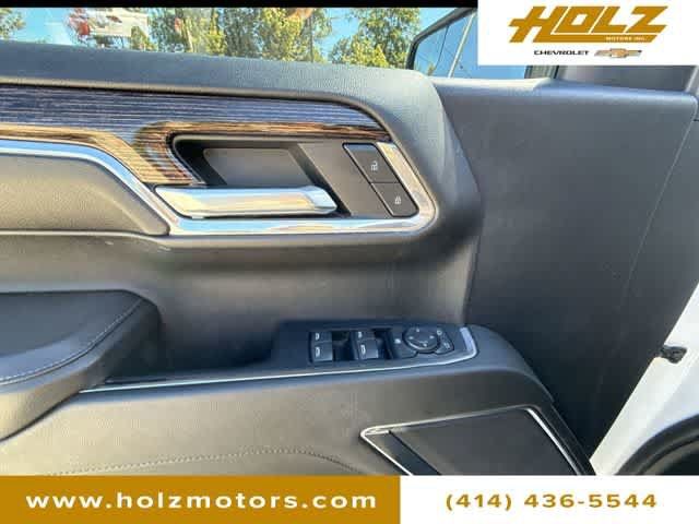 Certified 2024 GMC Sierra 1500 Elevation w/ LPO, Elevation Black Package AWD/4WD image 22
