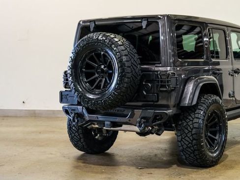 Used 2025 Jeep Wrangler Unlimited Rubicon 392 image 40