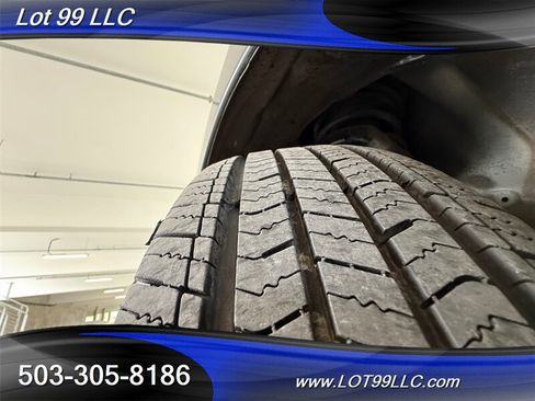Used 2013 Subaru Impreza 2.0i AWD/4WD image 24