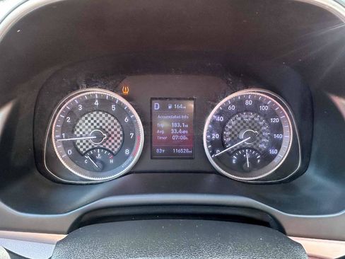 Used 2020 Hyundai Elantra SEL FWD image 19
