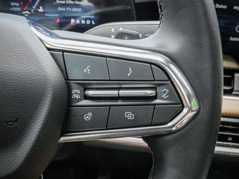 Used 2026 Chevrolet Equinox ACTIV w/ Convenience Package III FWD image 20